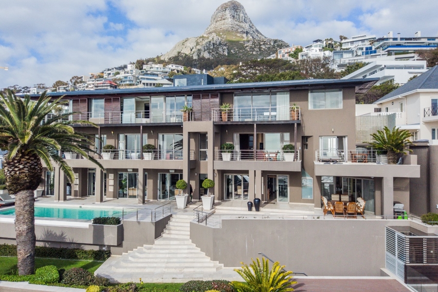 To Let 6 Bedroom Property for Rent in Bantry Bay Western Cape